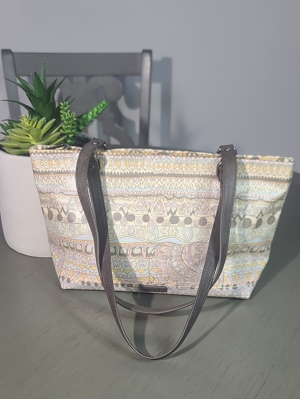 Sakroots  Artist Circle Patterned Tote Bag with Gray Straps